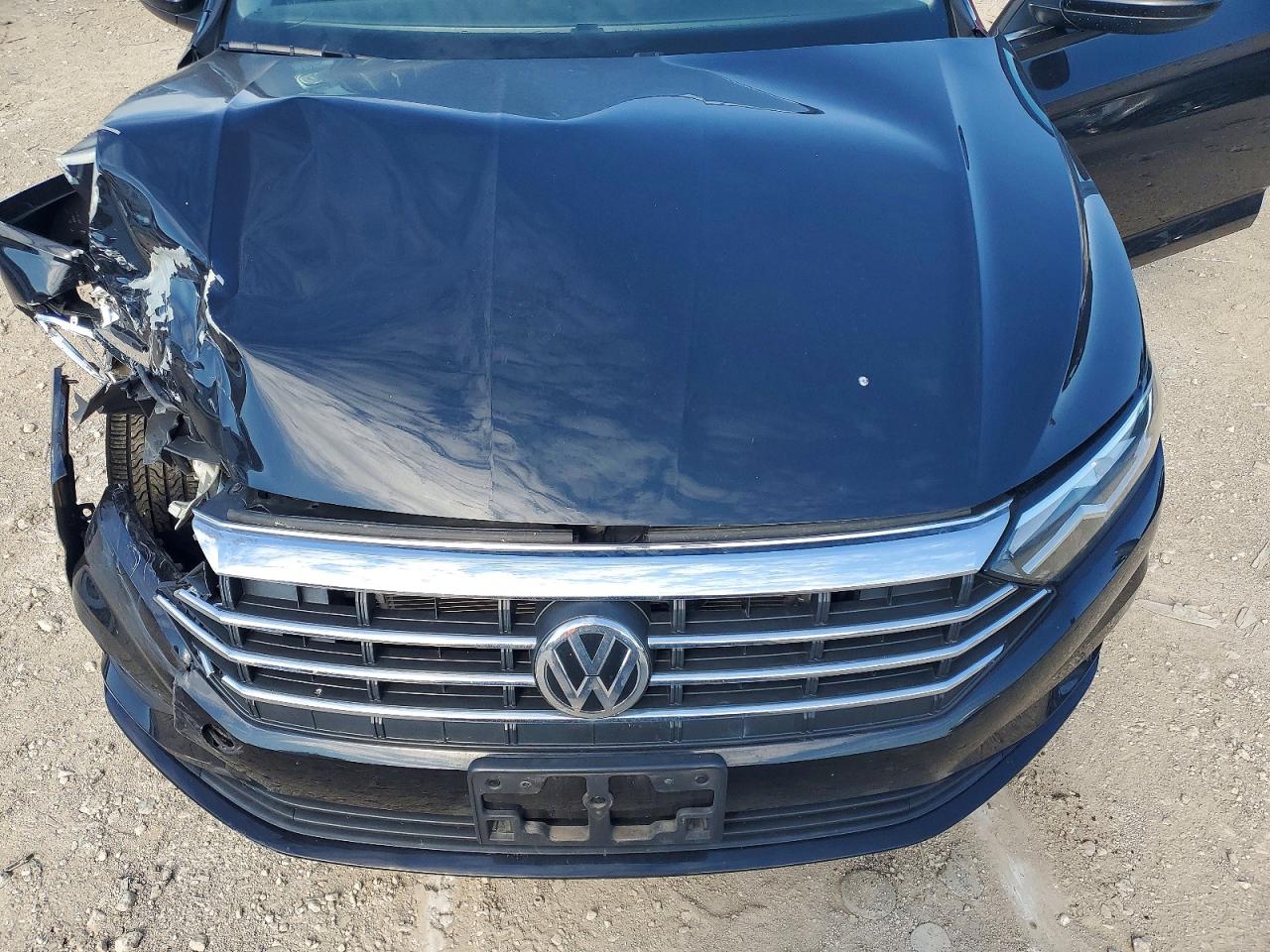 Volkswagen Jetta S