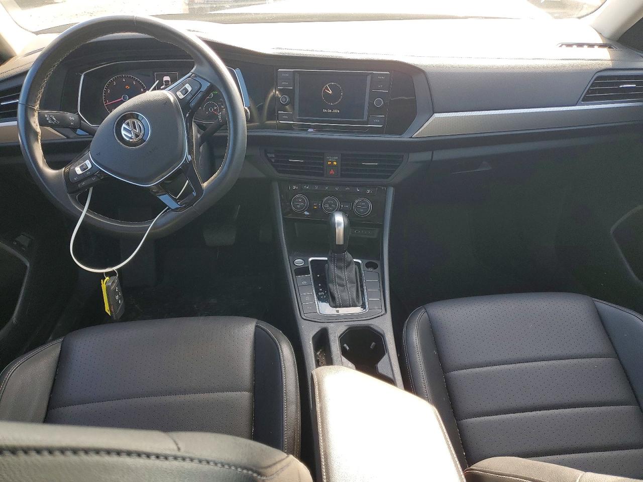 Volkswagen Jetta S