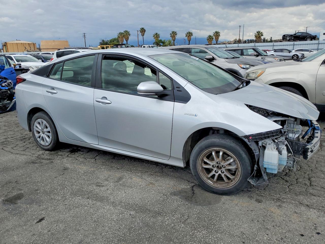 Toyota Prius L Eco