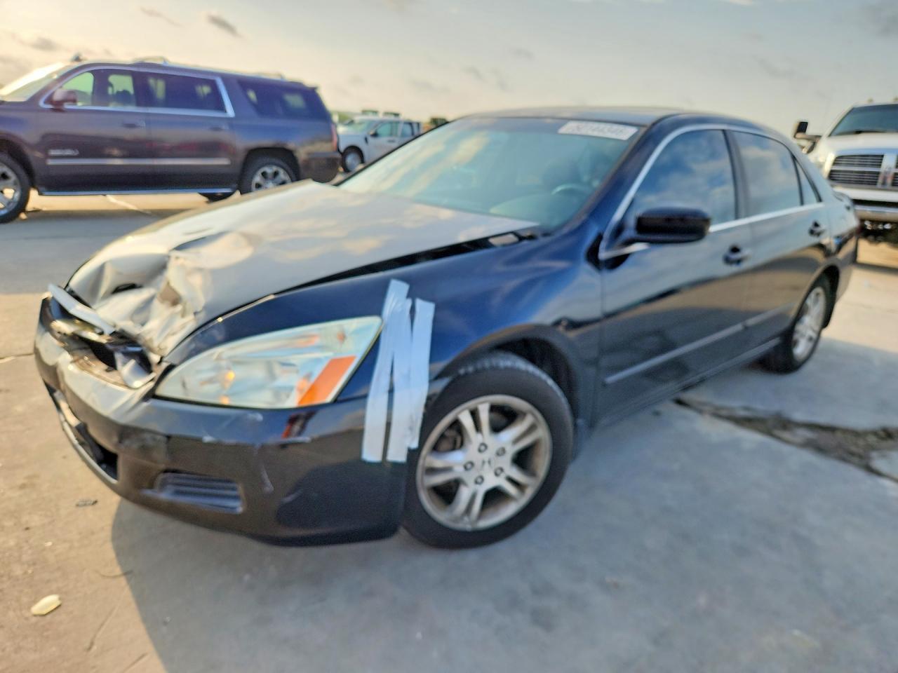 Salvage Honda Accord Image