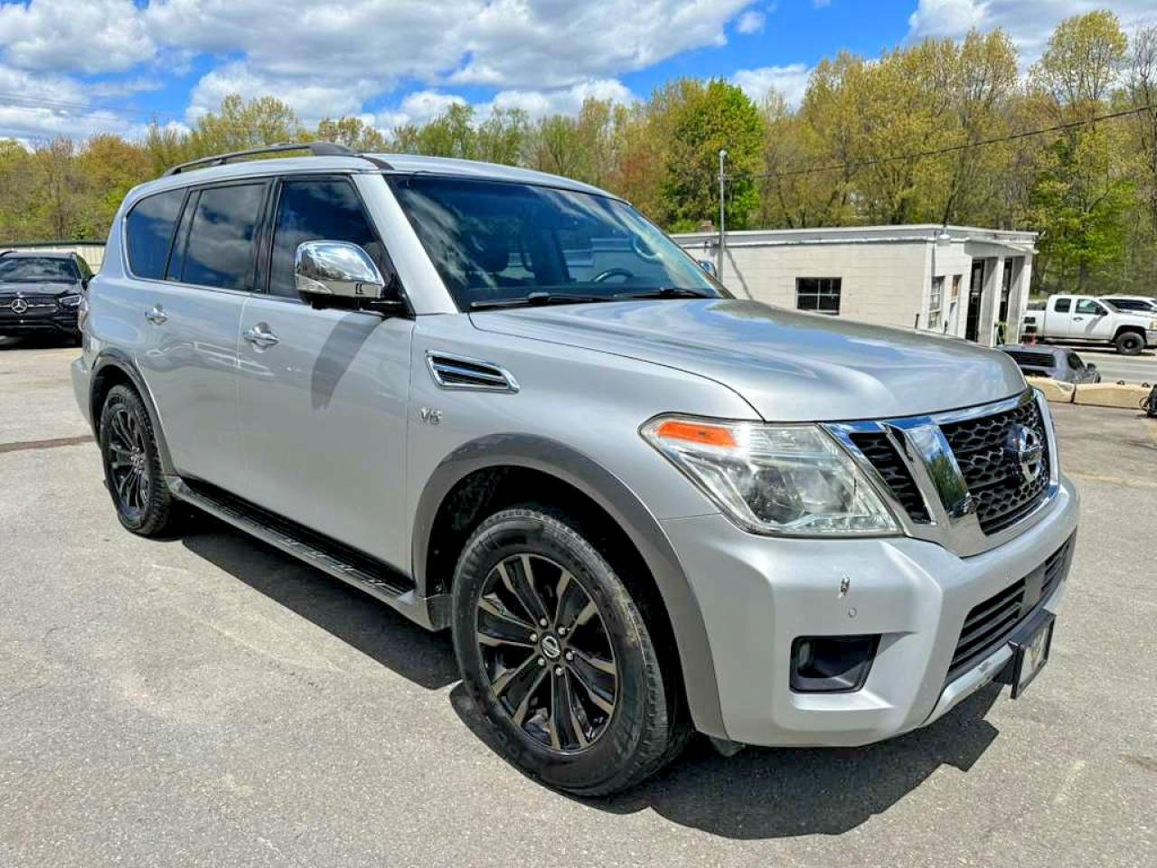 Nissan Armada Platinum