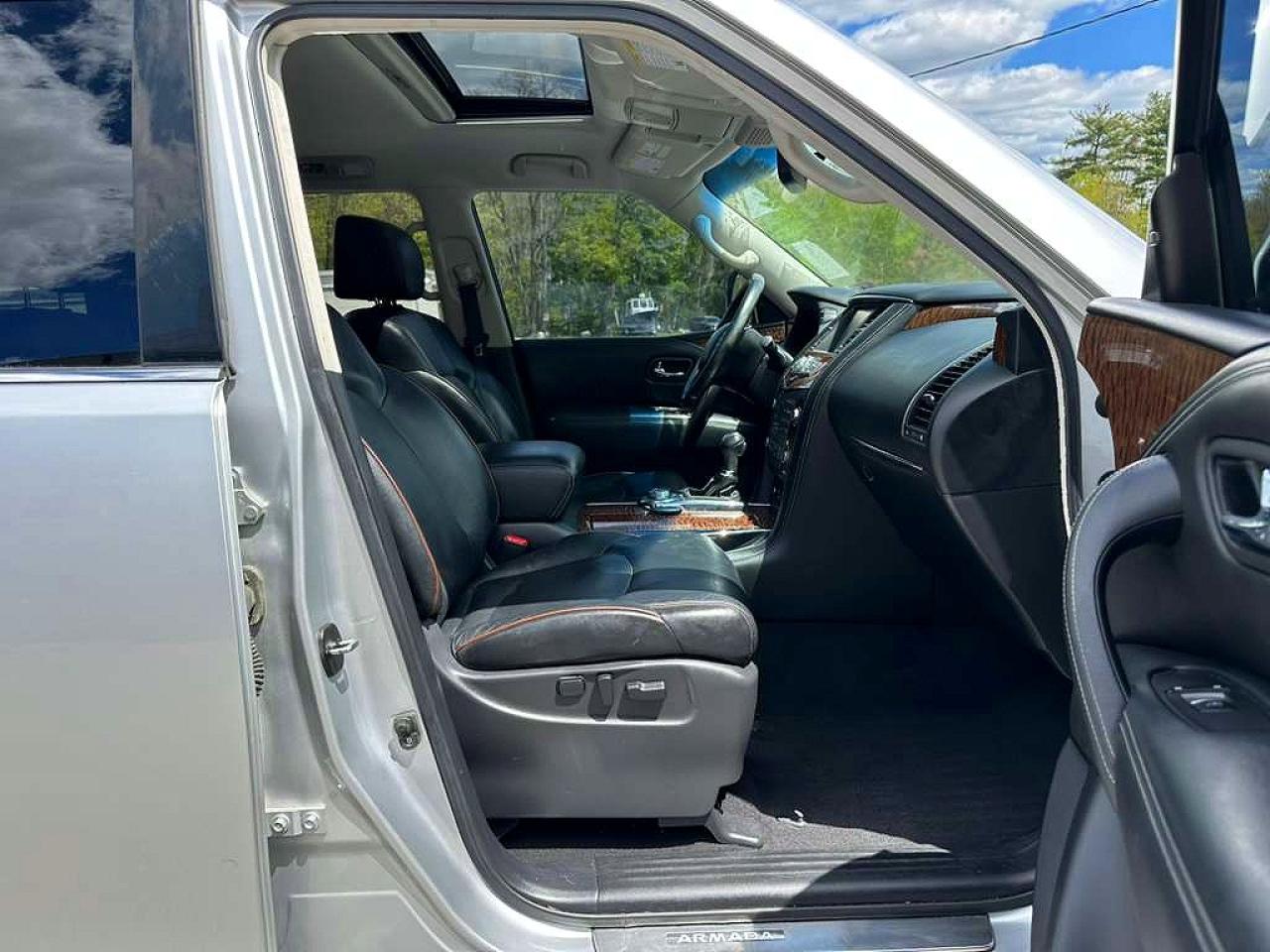 Nissan Armada Platinum