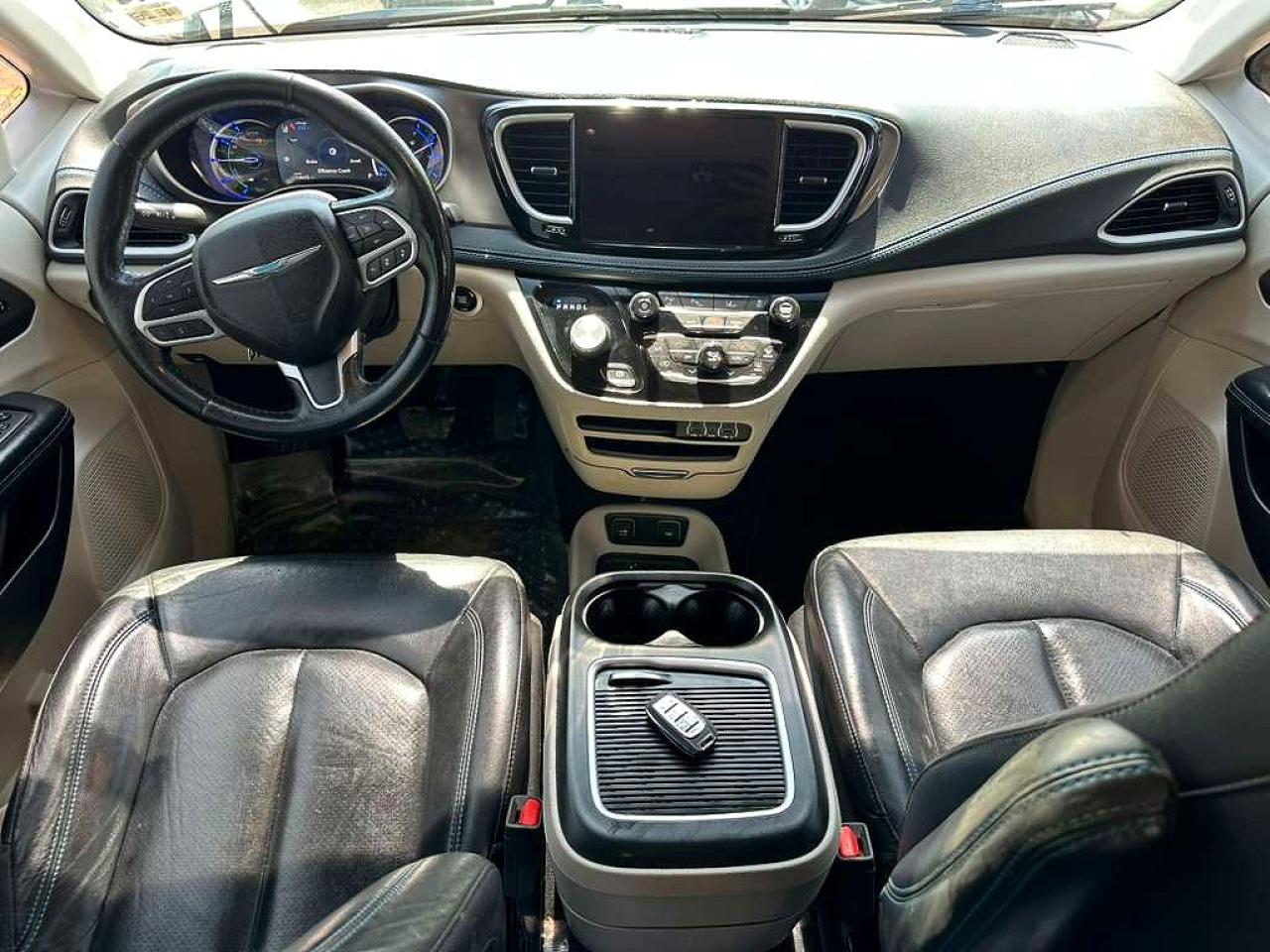 Chrysler Pacifica Hybrid Touring L