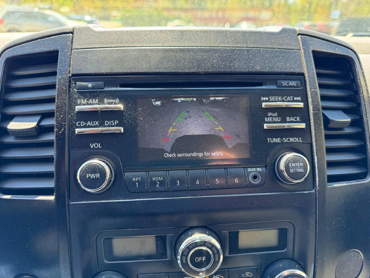 Nissan Frontier Sv V6