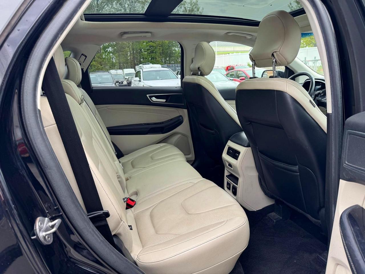 Ford Edge Titanium