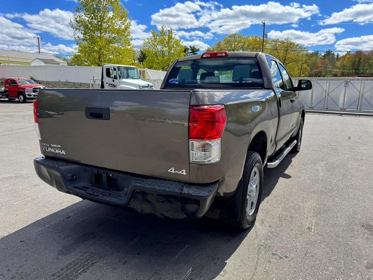 Toyota Tundra Double Cab Sr5