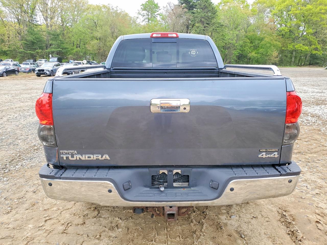 Toyota Tundra Double Cab Sr5
