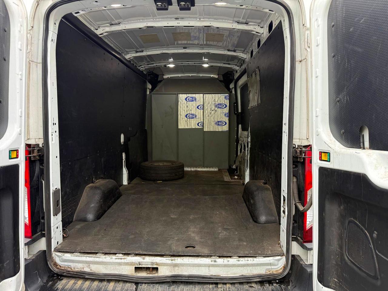 Ford Transit T-250