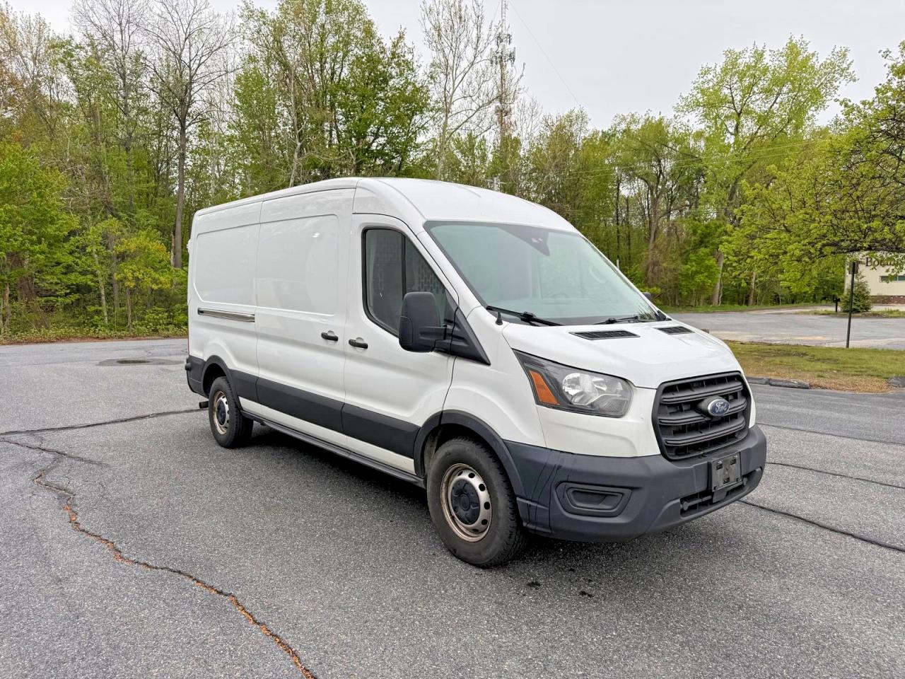 Salvage Ford Transit Image