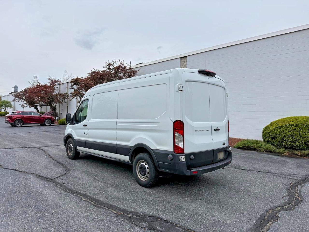 Ford Transit T-250