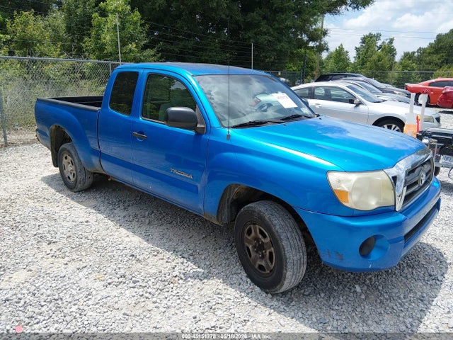 Salvage Toyota Tacoma Image