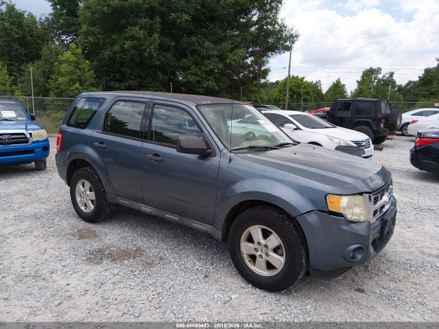 Salvage Ford Escape Image