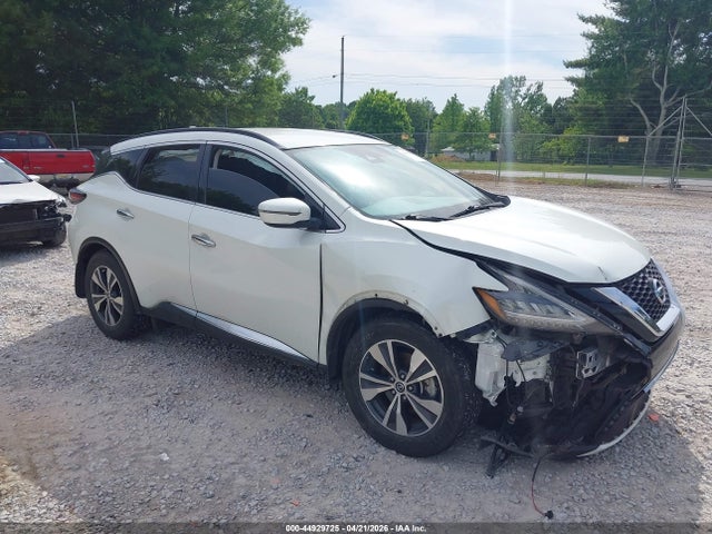 Salvage Nissan Murano Image