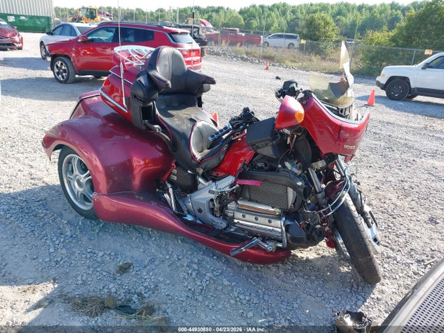 Salvage Honda Gl1800 Image