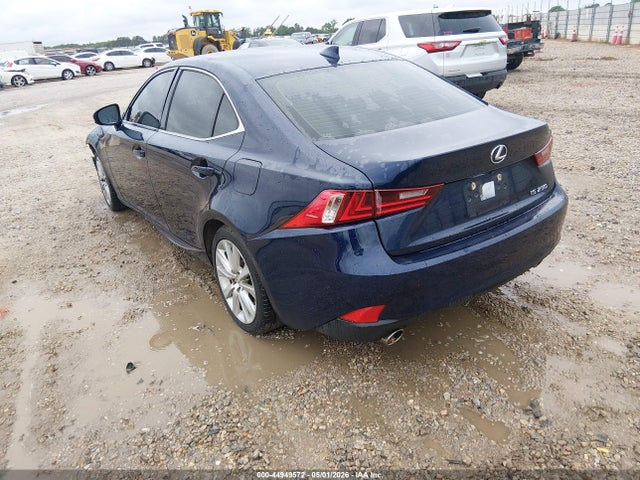 Lexus Is