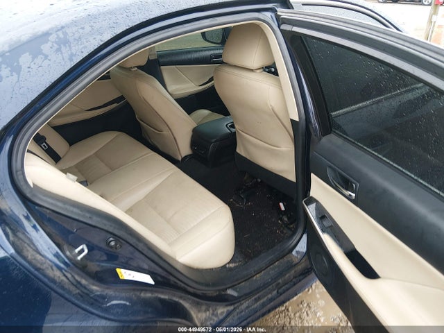 Lexus Is