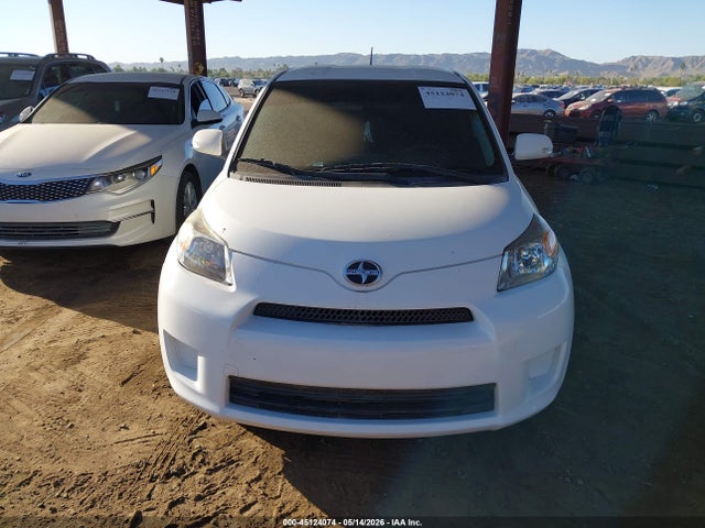 Scion xD