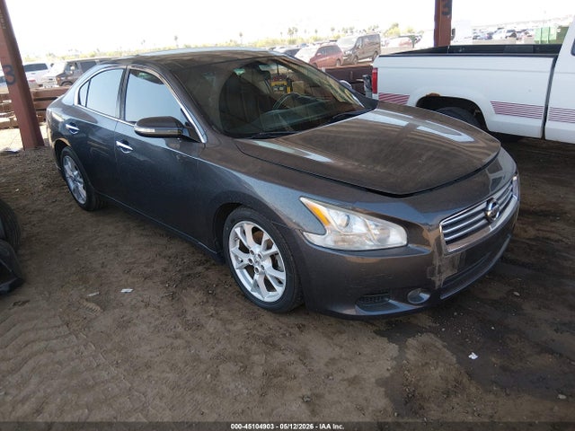 Salvage Nissan Maxima Image