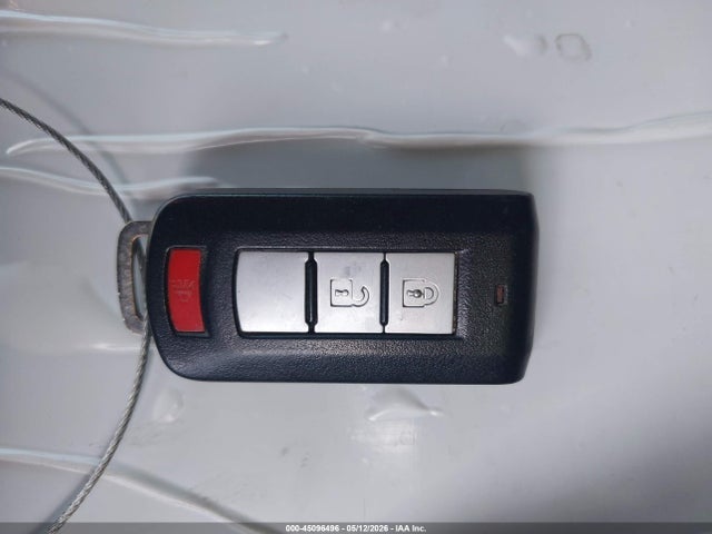 Mitsubishi Mirage Se