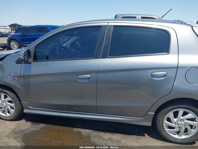 Mitsubishi Mirage Se