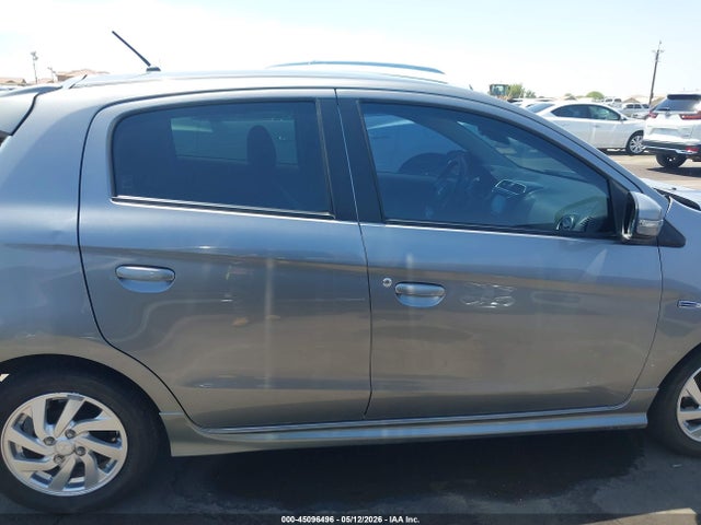 Mitsubishi Mirage Se