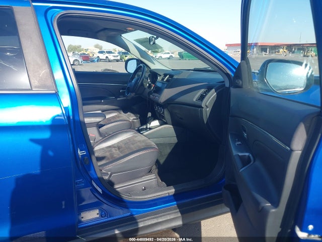 Mitsubishi Outlander 2.4 Se