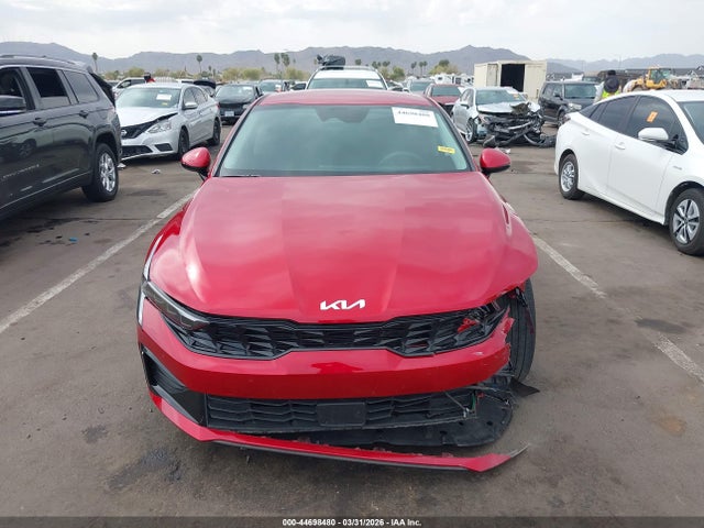 Kia K5 Lxs