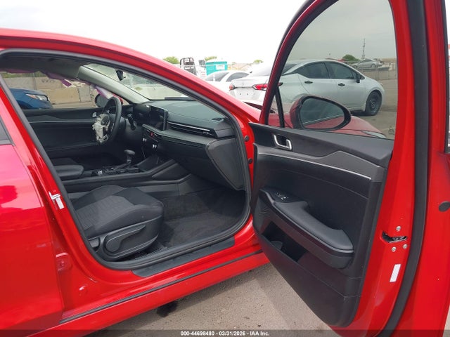 Kia K5 Lxs