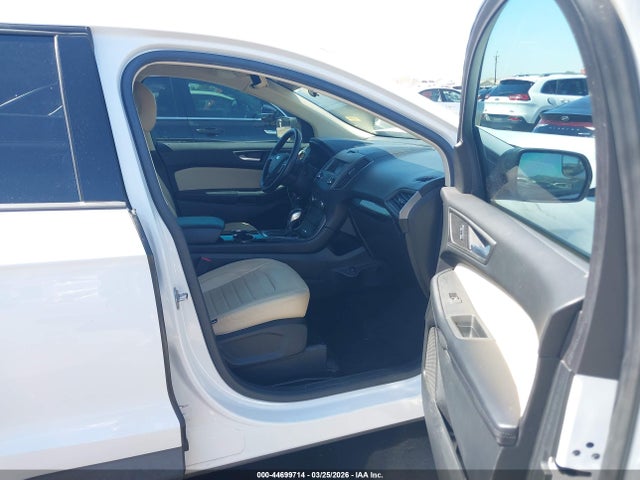 Ford Edge Se