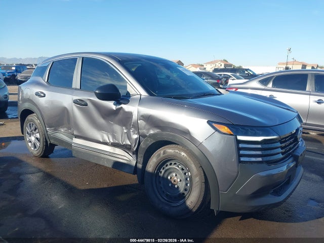 Nissan Kicks S Fwd