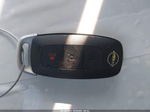 Nissan Kicks S Fwd