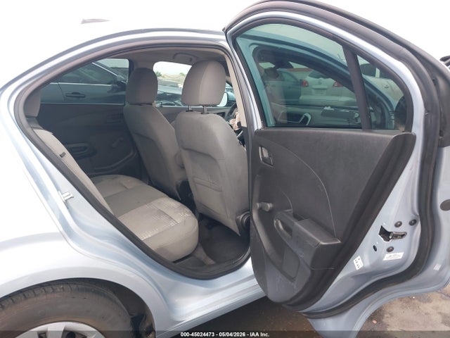 Chevrolet Sonic Ls Auto