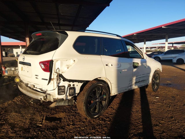 Nissan Pathfinder Sl