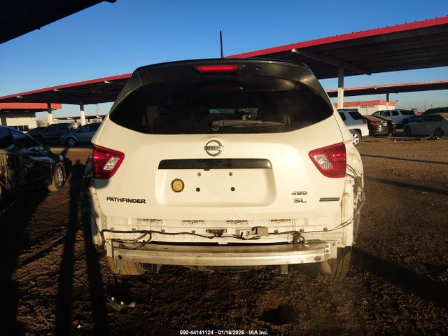 Nissan Pathfinder Sl