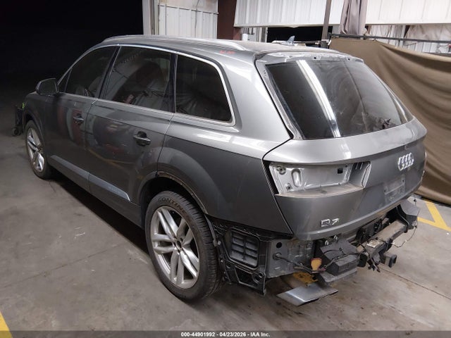 Audi Q7 3.0t Premium