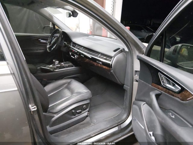 Audi Q7 3.0t Premium