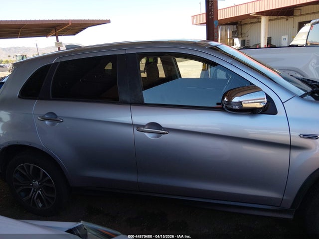 Mitsubishi Outlander 2.0 Le