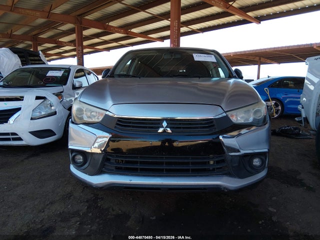 Mitsubishi Outlander 2.0 Le