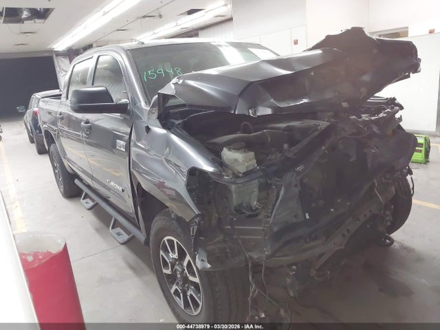 Salvage Toyota Tundra Image