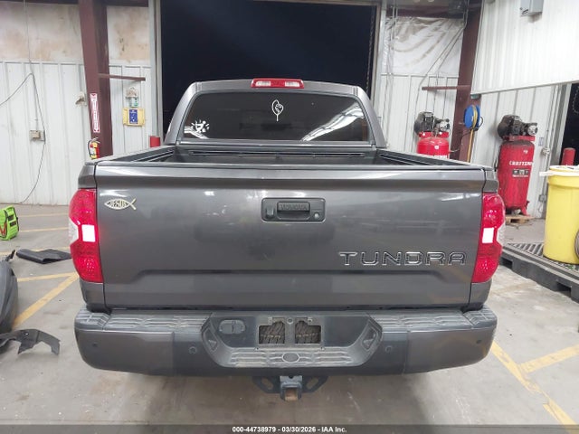 Toyota Tundra Sr5 5.7l V8