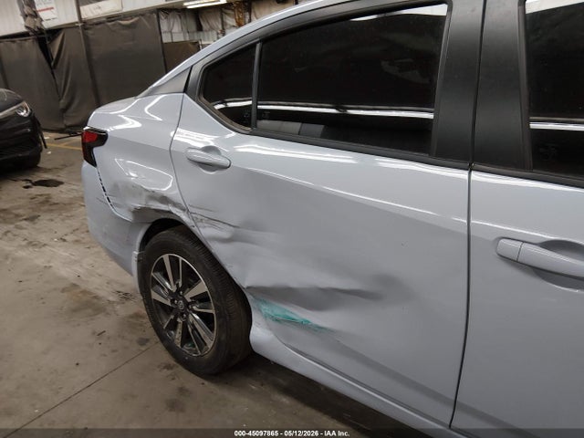 Nissan Versa 1.6 Sv