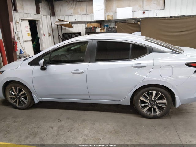 Nissan Versa 1.6 Sv