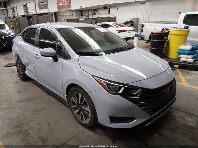 Salvage Nissan Versa Image