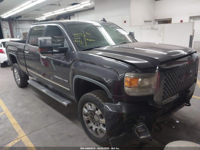 Salvage GMC Sierra 2500 Image