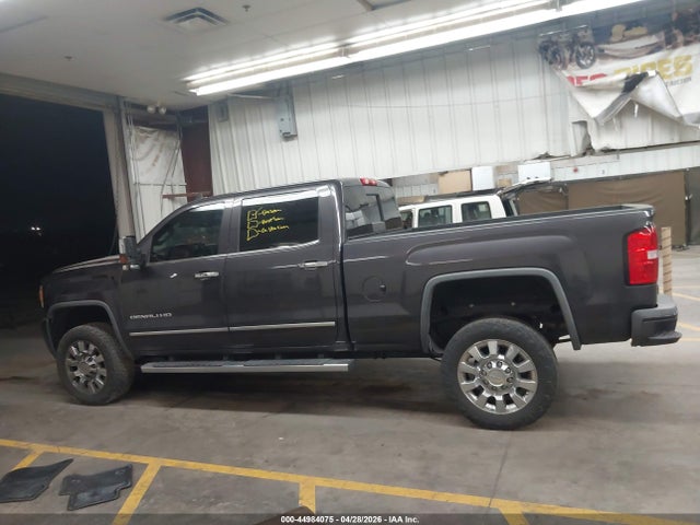 GMC Sierra 2500 Denali
