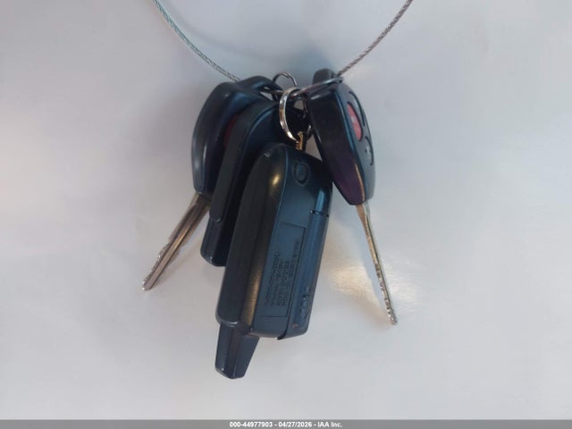 Toyota RAV4 Base V6