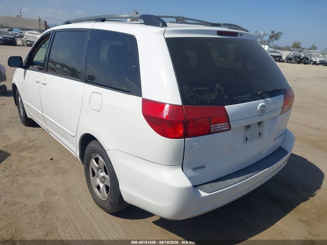 Toyota Sienna Le