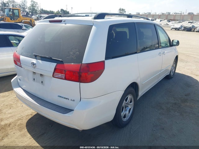 Toyota Sienna Le