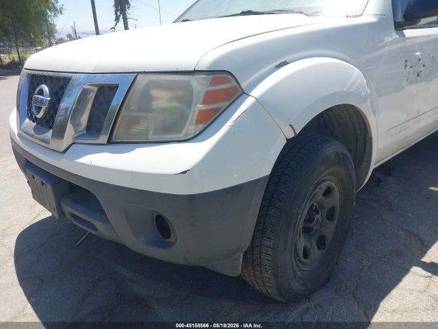 Nissan Frontier S
