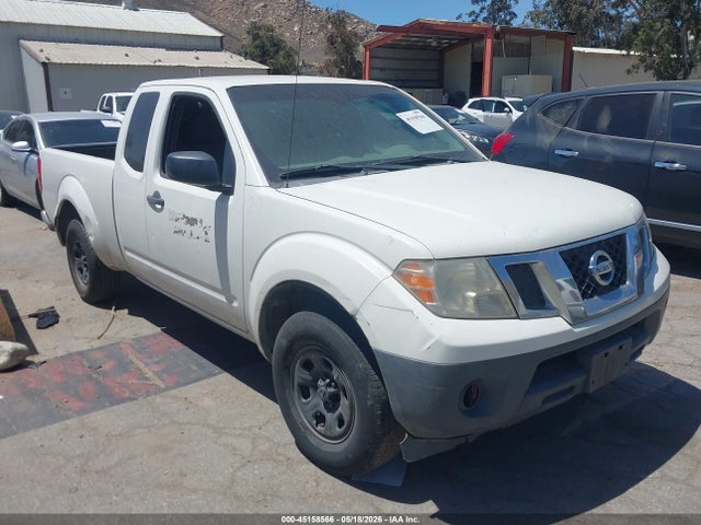 Salvage Nissan Frontier Image